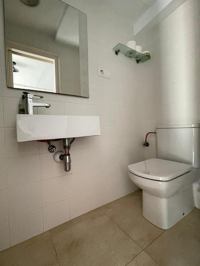 P&R Hostals Maria Rosa ตอสซาเดมาร์ ภายนอก รูปภาพ